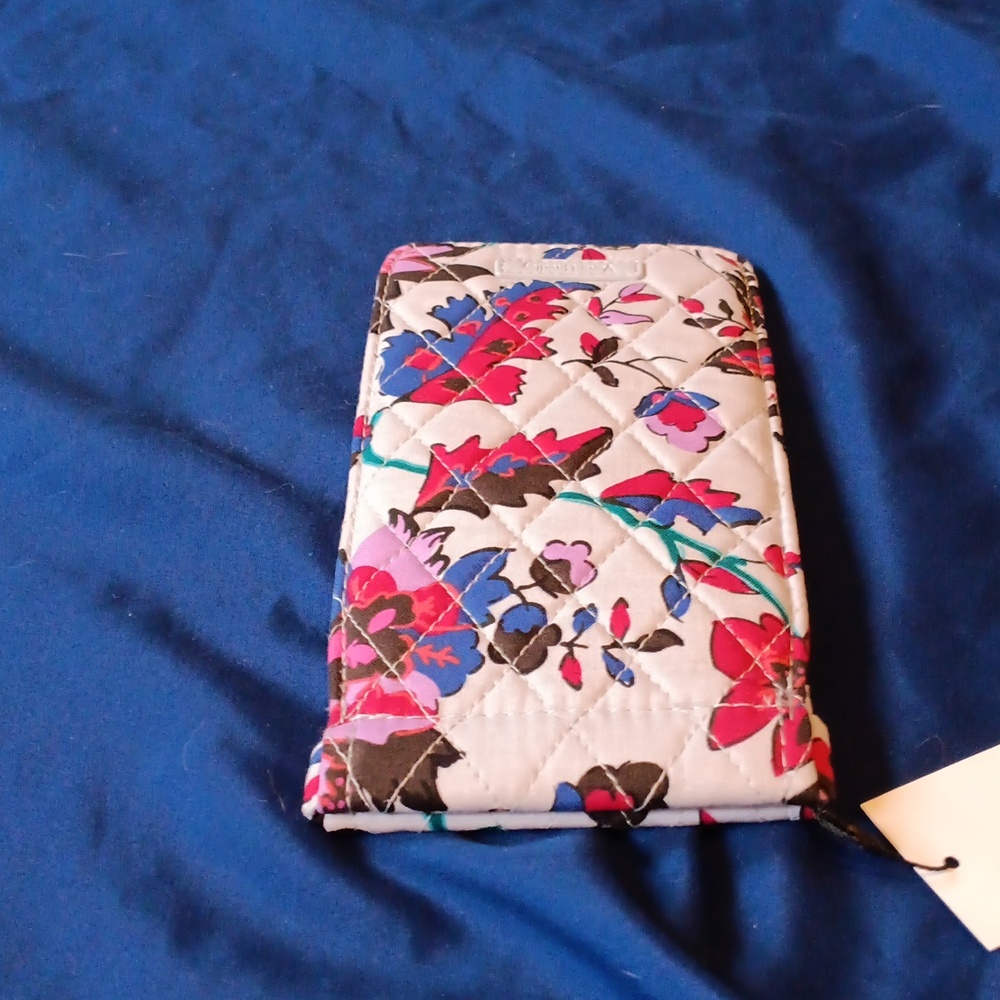NWT Vera bradley Vinyard floral sunglasses sleeve